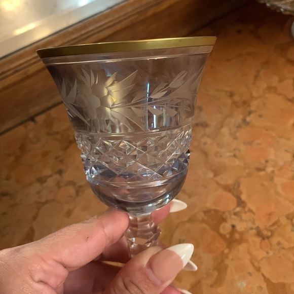 Marchioness by Ebeling and Reuss Green Crystal Wine Glass Western Germany - Picture 2 of 5